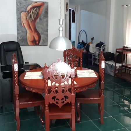 Blue Bamboo Hotel Balabag  Zewnętrze zdjęcie
