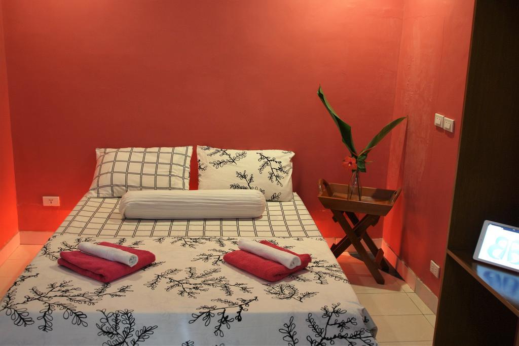 Blue Bamboo Hotel Balabag  Pokój zdjęcie