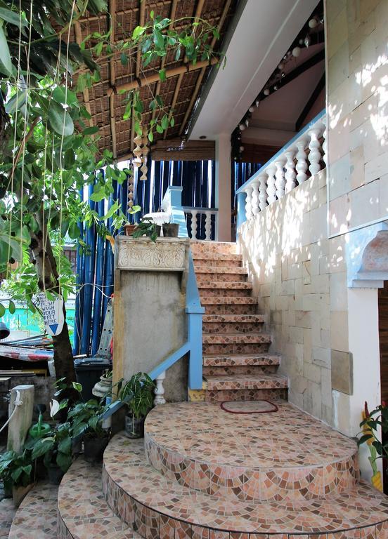 Blue Bamboo Hotel Balabag  Zewnętrze zdjęcie